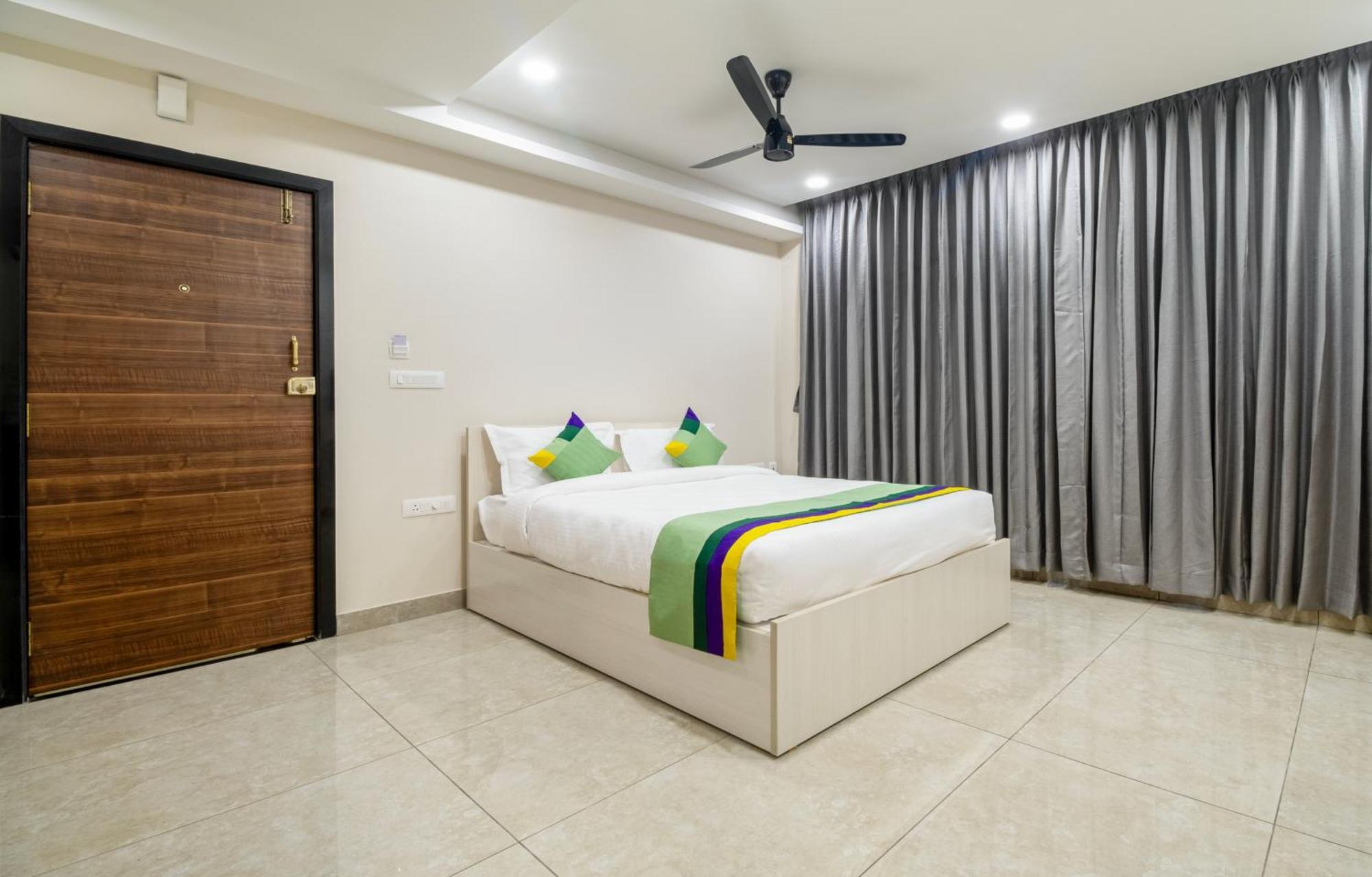 Treebo Sea Heights Hotel Kakinada Exterior photo